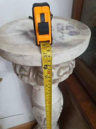 Jarrón columna mármol tallado