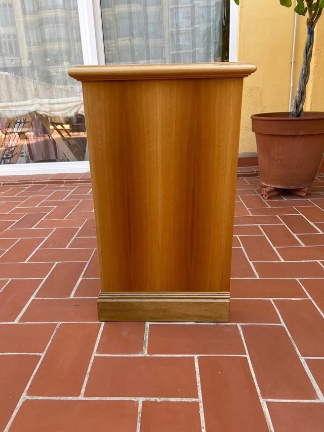 Scrivania da ufficio in legno con 3 cassetti