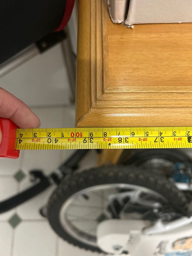 Scrivania da ufficio in legno con 3 cassetti