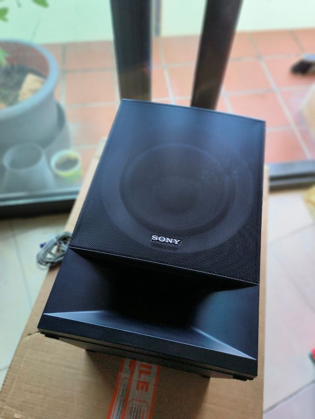 Altavoz Subwoofer Sony SS-WSB114 en perfecto estad