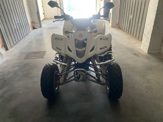 Suzuki LTZ 400