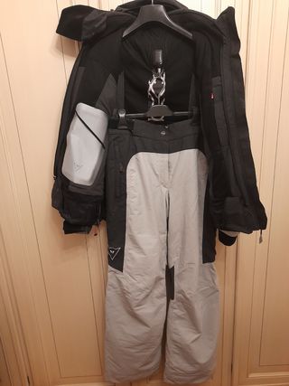 Tuta moto taglia L  Dainese , 2 pezzi come nuova  