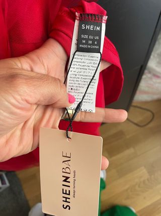 Vestido rojo Shein talla M - fiesta