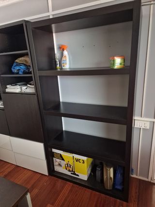 Estanteria negra - Librero de madera