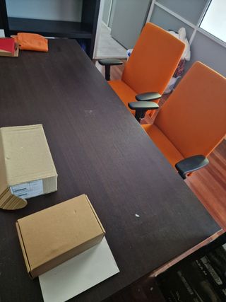 Estanteria negra - Librero de madera