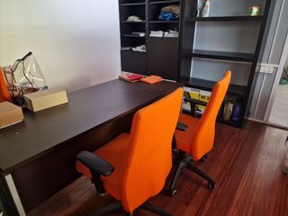 Estanteria negra - Librero de madera