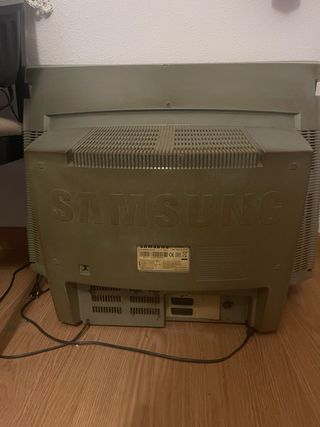 TV Samsung CRT antigua - piezas