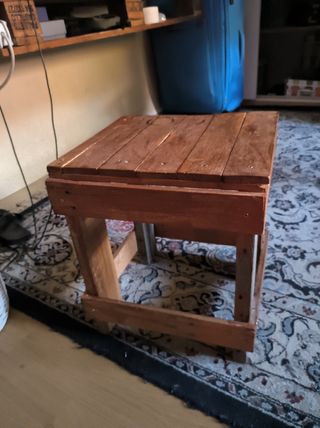 Taburete madera pallet - rústico