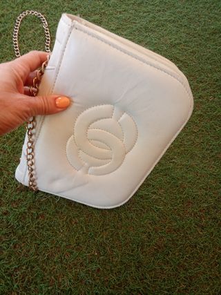 Borsa Chanel in pelle bianca