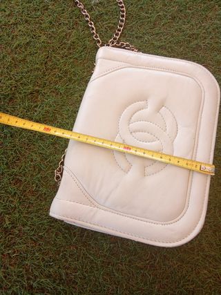 Borsa Chanel in pelle bianca