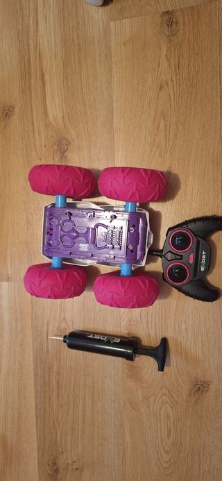 Coche teledirigido todoterreno