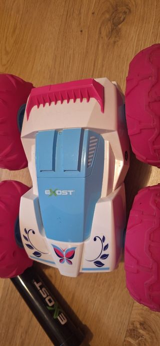 Coche teledirigido todoterreno