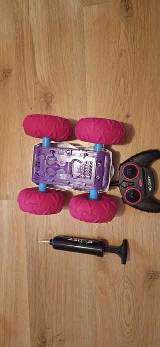 Coche teledirigido todoterreno