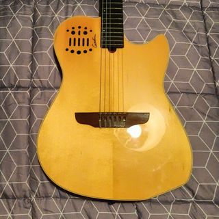 Guitarra Godin Multiac SA