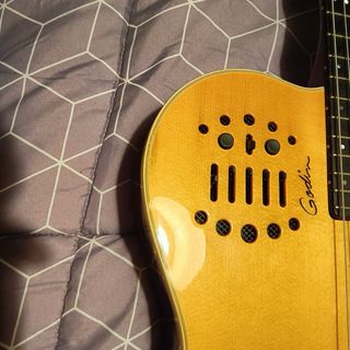 Guitarra Godin Multiac SA