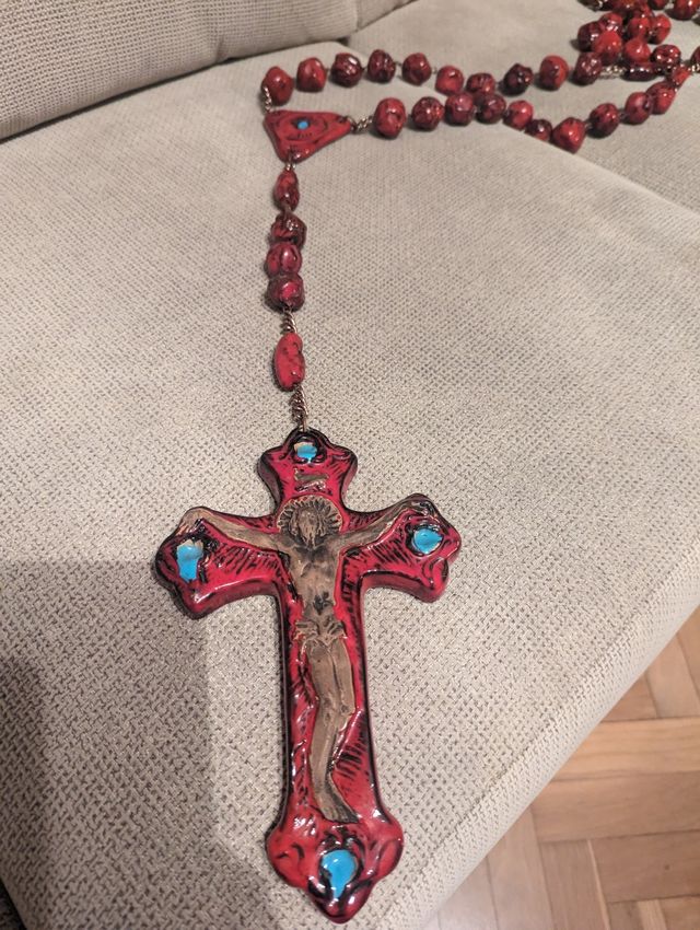 Rosario cerámica esmaltada. Enorme, 1970.