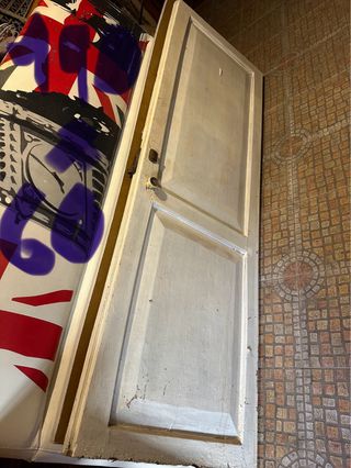 Puerta antigua vintage blanca