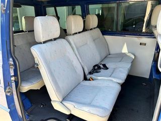 Volkswagen Transporter 2.5Tdi Eurovan