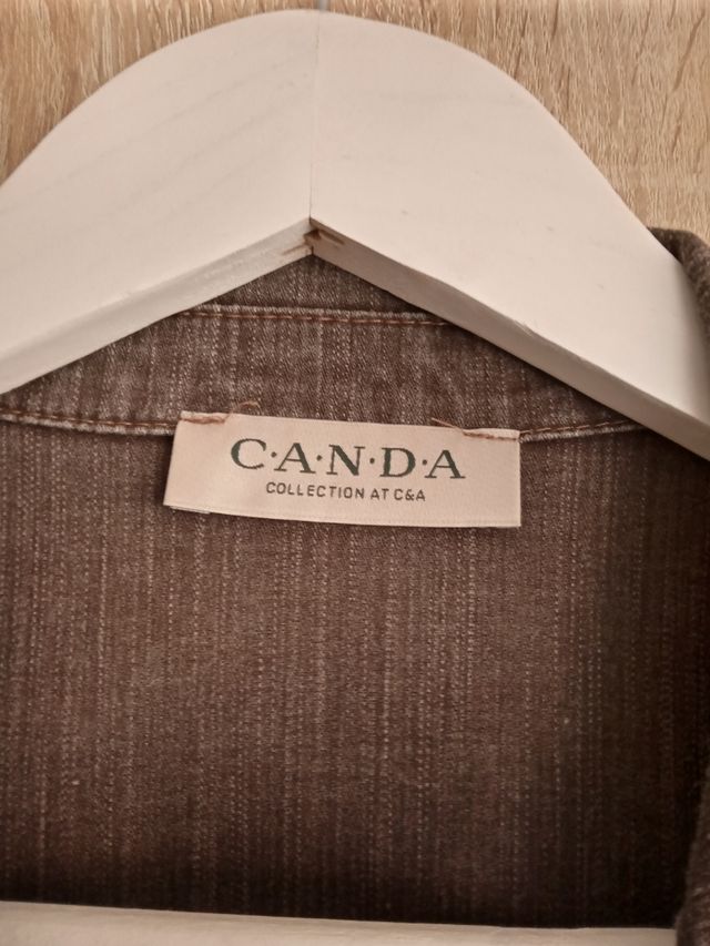 (L) Chaleco largo vaquero de C&A