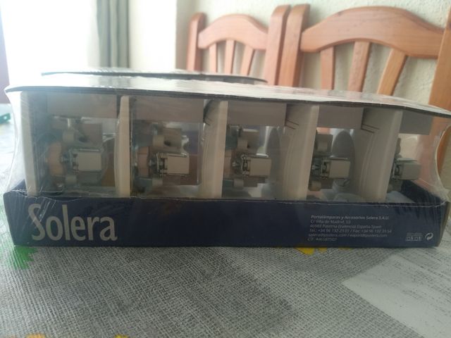 lote de  interruptores de luz y enchufes 