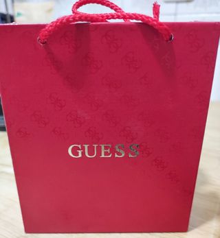 Reloj Guess dorado mujer