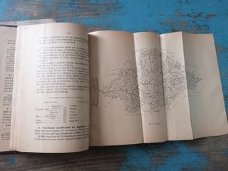 Dos libros antiguos de Geografía