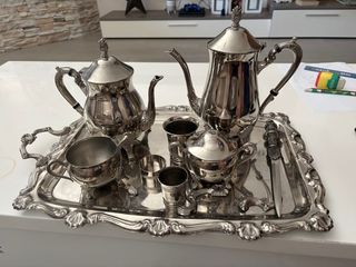 Juego de tetera antigua