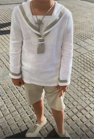 Traje comunión niño beige y blanco