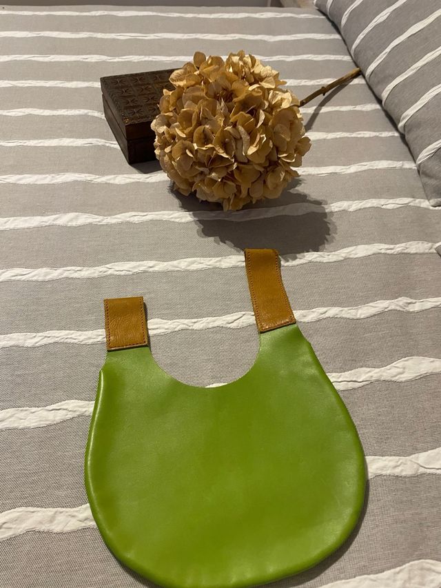 Bolso cuero verde artesanal italiano