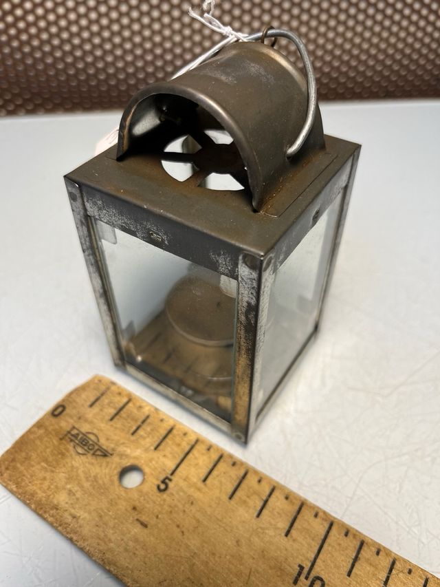 Farol vintage metálico