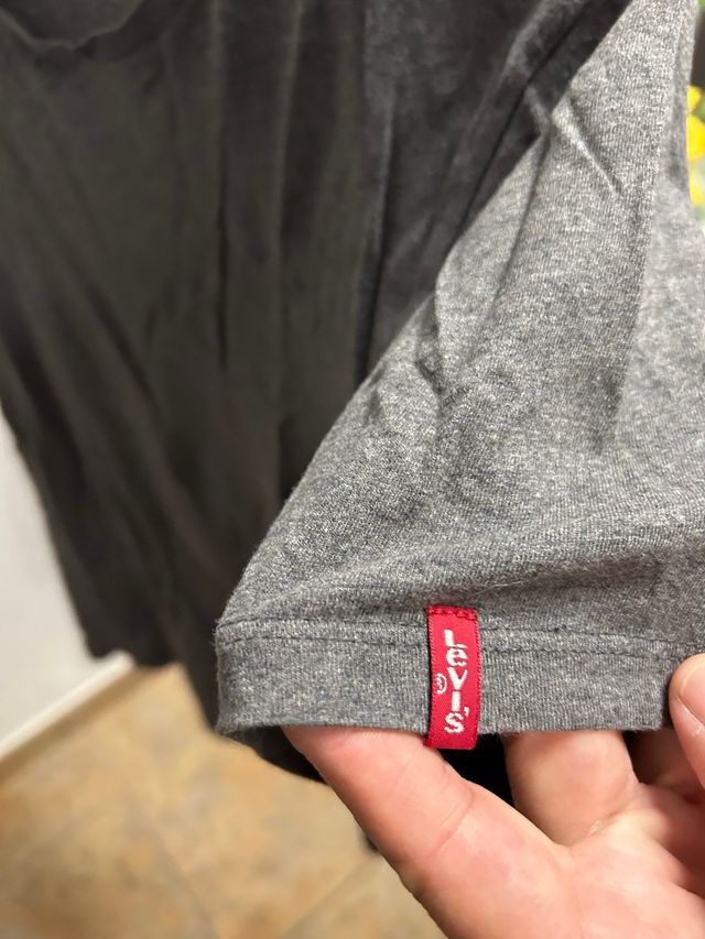 Camiseta gris hombre