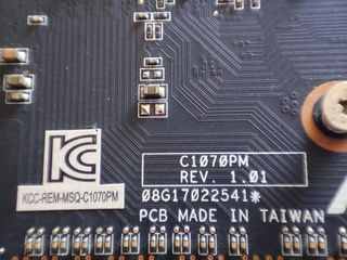 Tarjeta gráfica ASUS ATI HD 6670 1GB