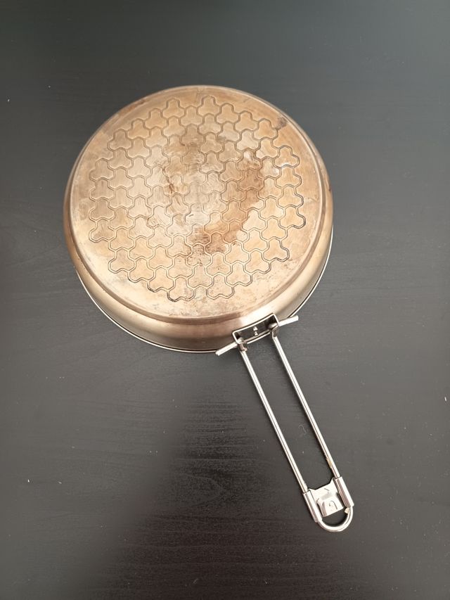 Vajilla Camping Quechua .