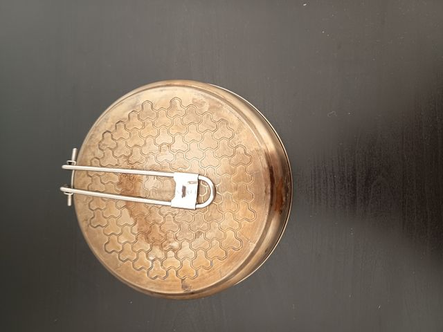 Vajilla Camping Quechua .