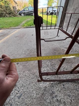 Cuna antigua hierro forja