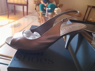 Zapatos Lodi color cava  tacón 40