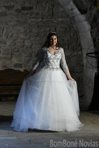 Vestido Novia T 44 Princesa Blanco y Negro 