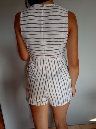 Playsuit a righe bianco e nero
