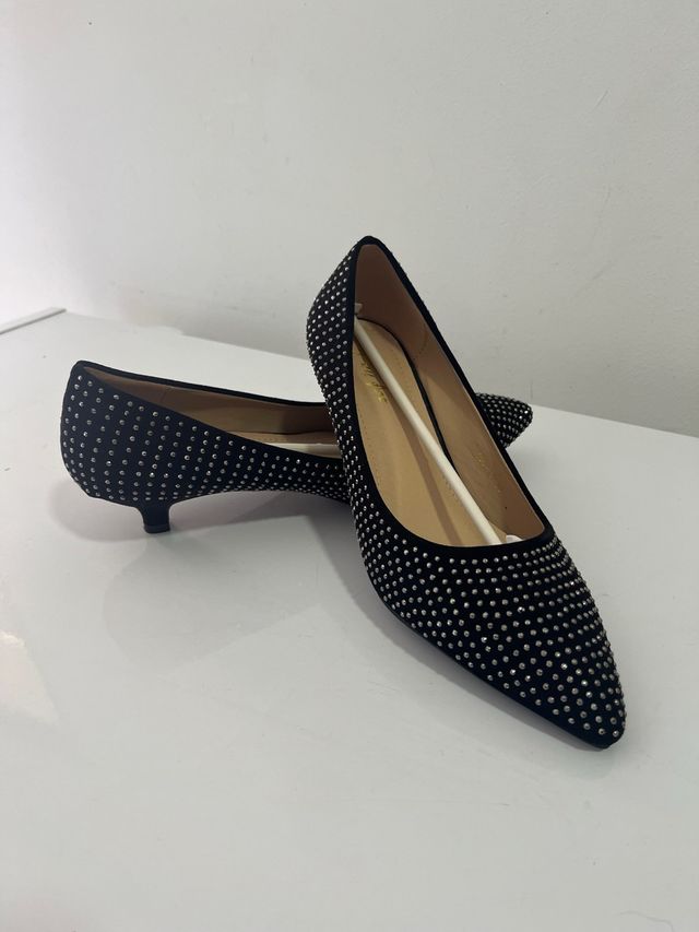 Tacones negros Flyfor 