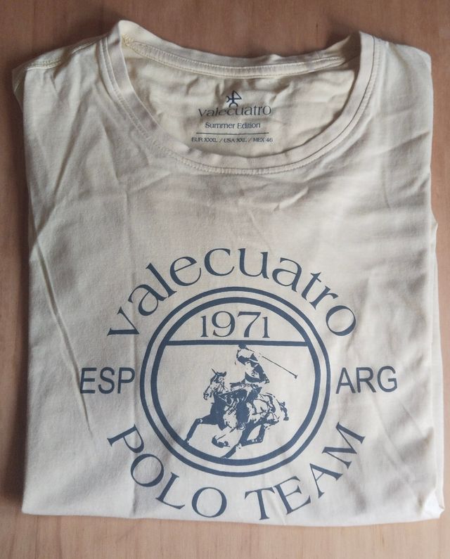 Camiseta valecuatro