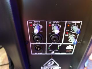 Eurolive B115 - Altavoz 1000W Alta gama altavox 15