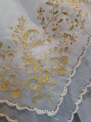 Manteleta fallera bordada - oro