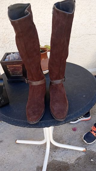 Botas Marrón Piel Suave