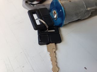 Cláusor Peugeot 205