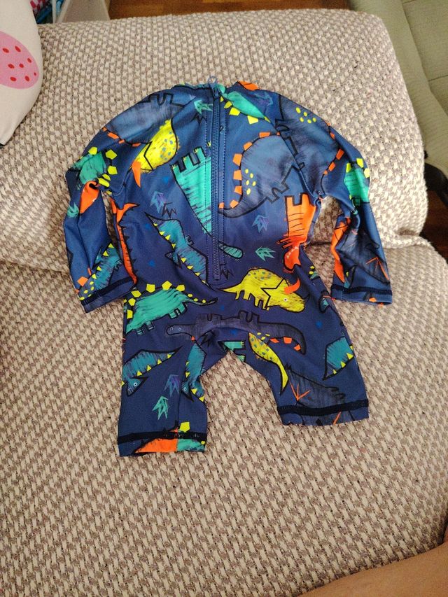 Bañador entero bebe dinosaurio