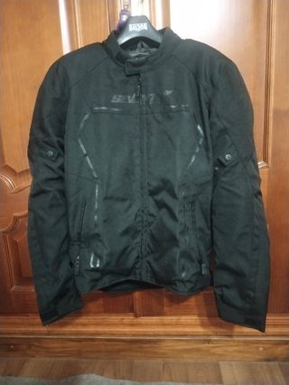 Chaqueta moto Seventy negra