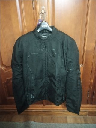 Chaqueta moto Seventy negra