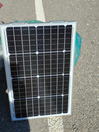 Paneles solares + Regulador MPPT 75/10