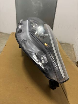 FORD TRANSIT Custom 2022 Faro  delantero derecho .