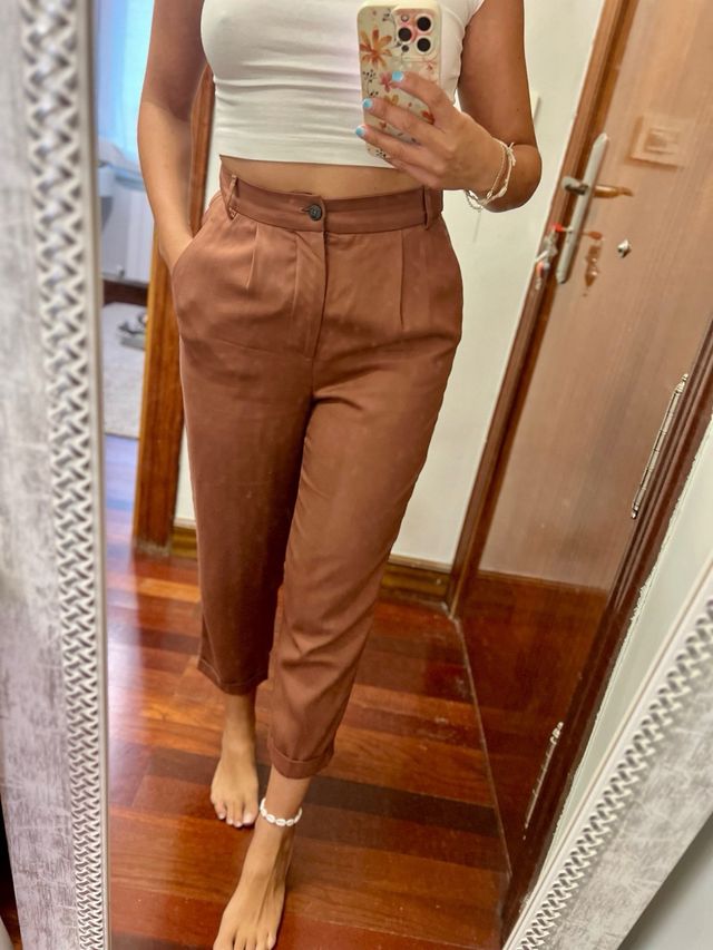 Pantalones rectos marrón